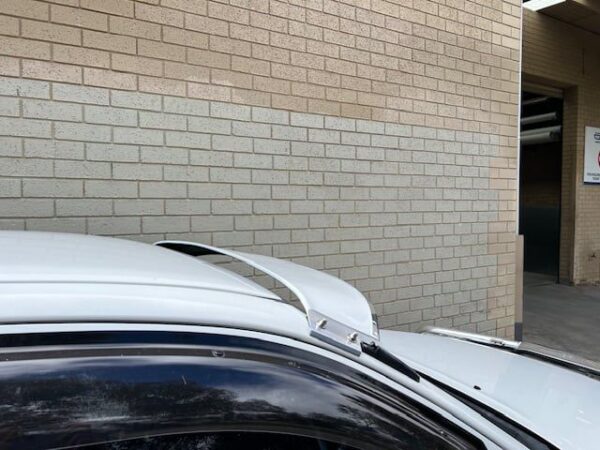 IMG-20250923-WA0036-2.jpg Toyota Hilux 04/2005-09/2015 Solid Windscreen Sunvisor