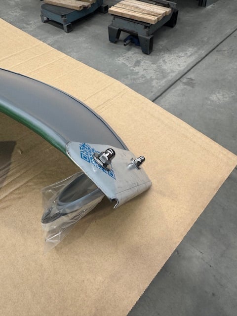 Sunvisor Brackets – suit steel sunvisors for Holden VT-VZ Commodores