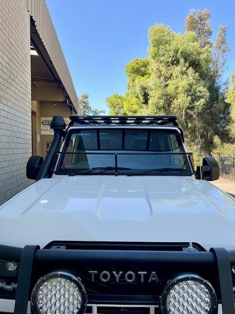 Toyota Landcruiser 70-79 Series (fitted with factory snorkel) All Black Mesh Windscreen Sunvisor