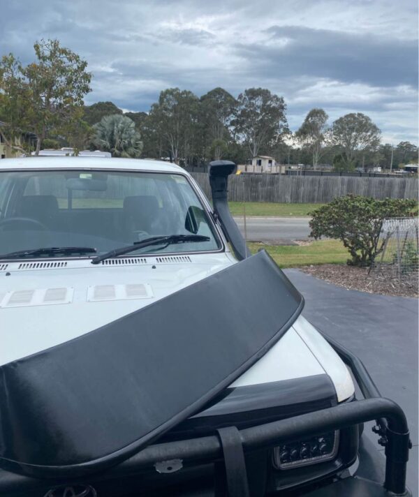 Ln106 hilux sunvisor