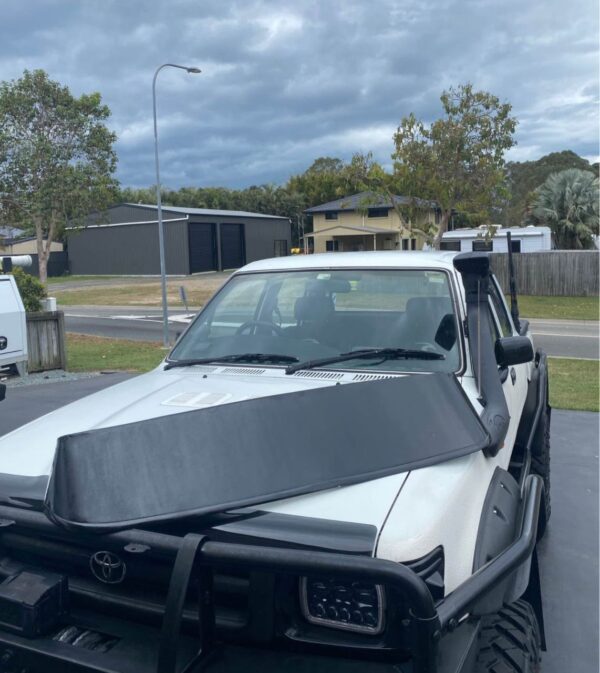 Ln106 hilux sunvisor