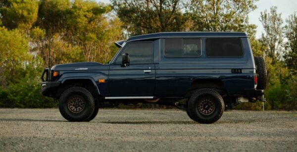 IMG-20250930-WA0259.jpg Toyota LandCruiser Troopy Sunvisor