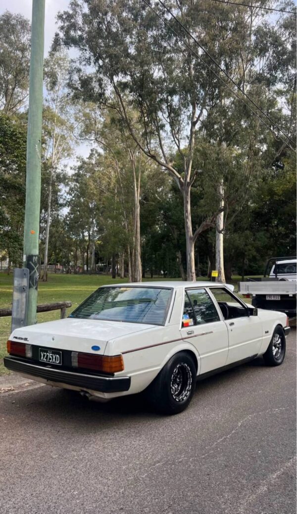 Ford Falcon XD / XE Sedan SunVisor