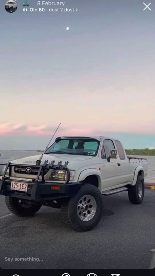 Toyota Hilux SunVisor