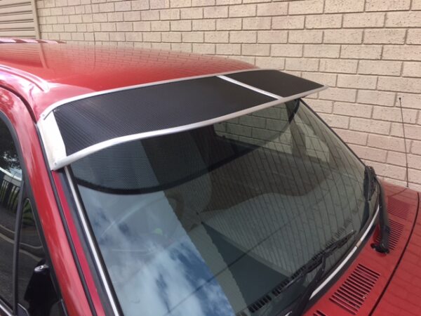 Toyota Hilux 10/88-10/97 Mesh Windscreen Sunvisor
